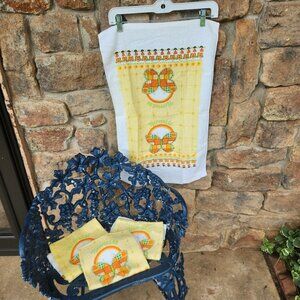 New Vintage Kitchen Hand Towel Colorful Design "Happiness" Butterfly 24" x 16"
